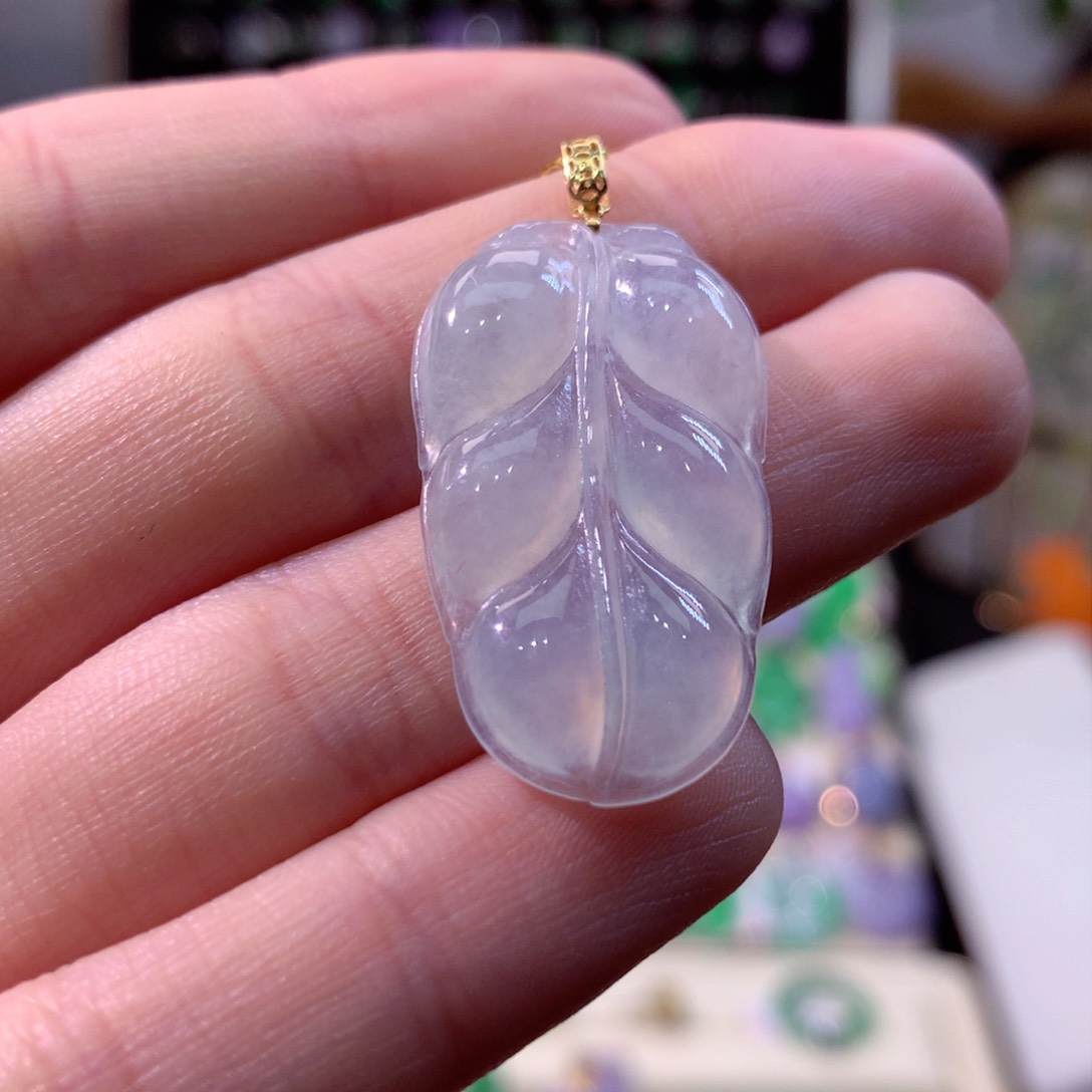 翡翠颈饰18K金镶嵌翡翠