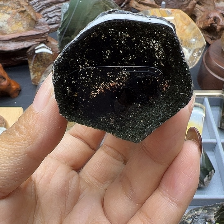 未镶嵌水晶珠宝半成品