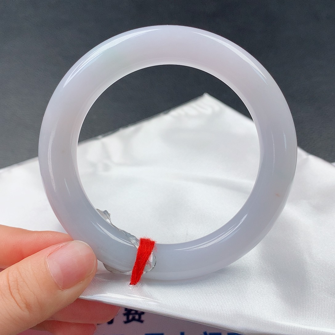 翡翠手镯未镶嵌128圆57