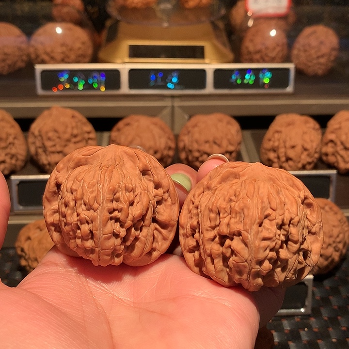 文玩核桃把件望月45尺