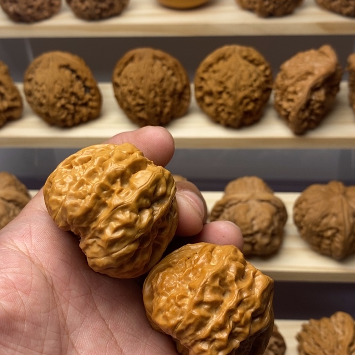 把件核桃40尺蛤蟆头已打底