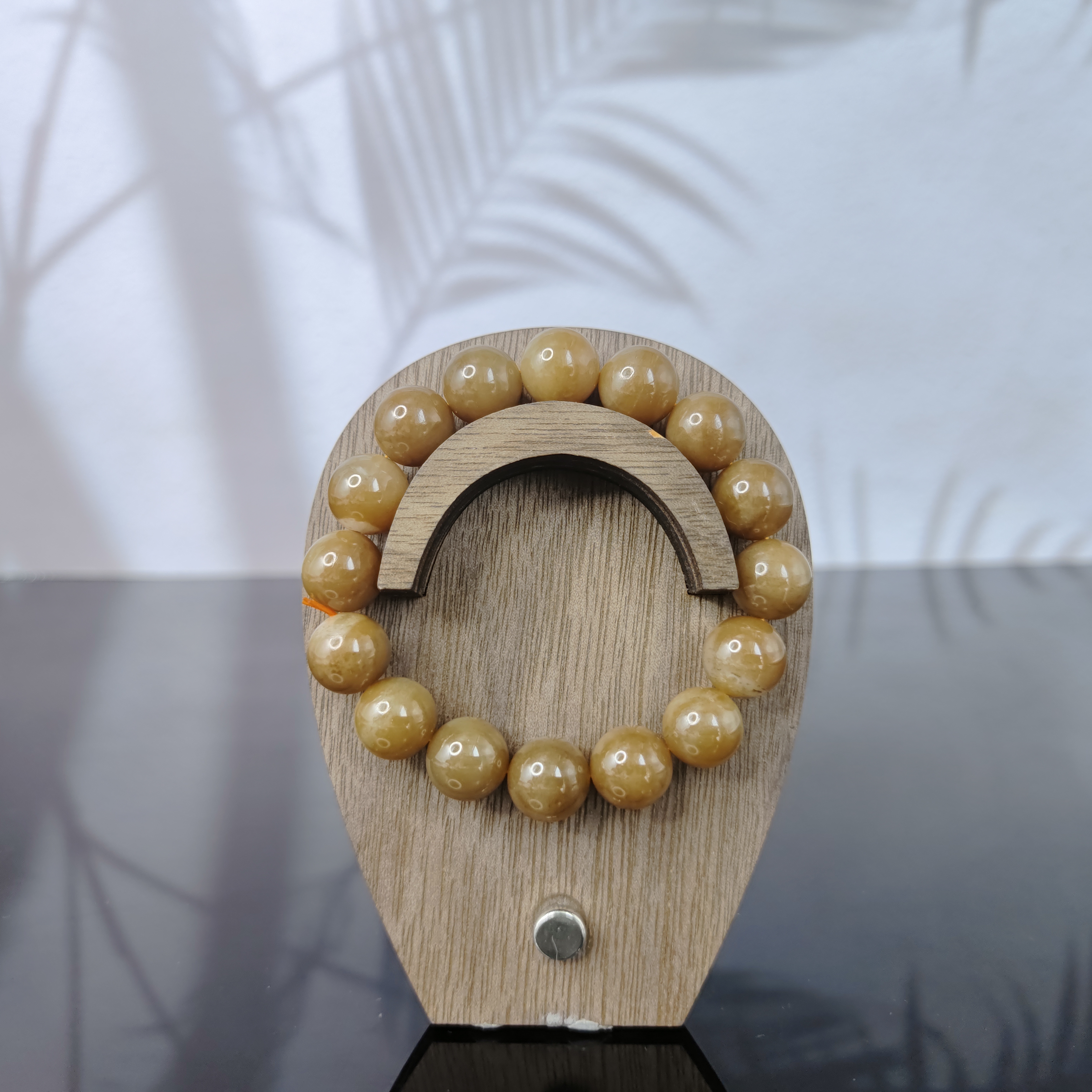 W和田玉圆珠手串（卡12）4053