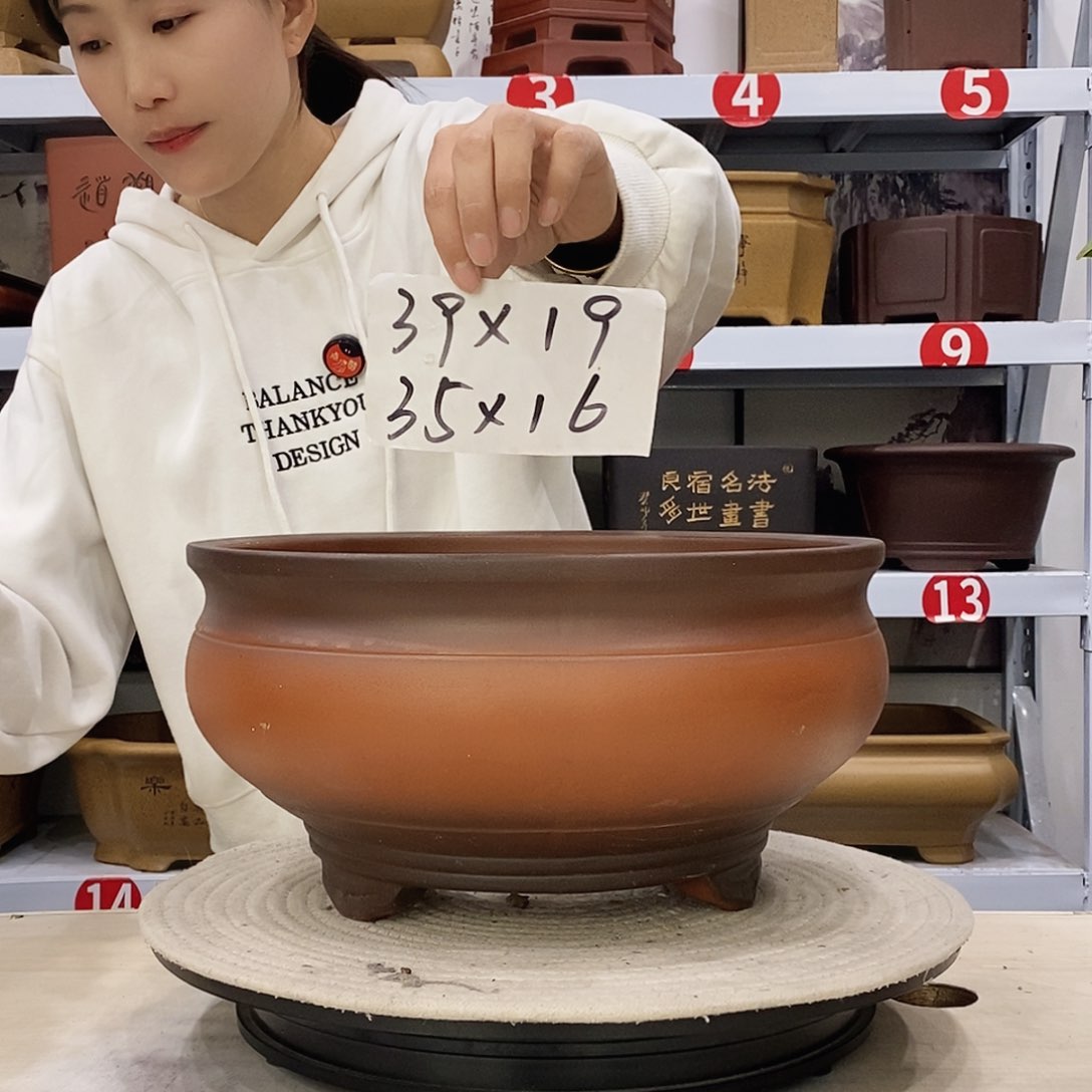 紫砂花盆紫砂花盆