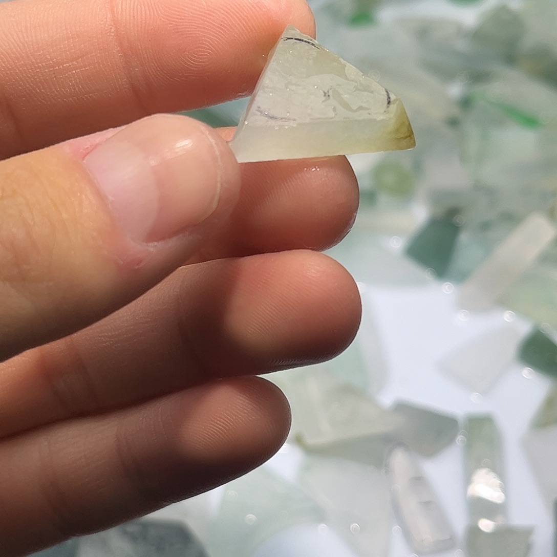 翡翠未镶嵌颈饰7544