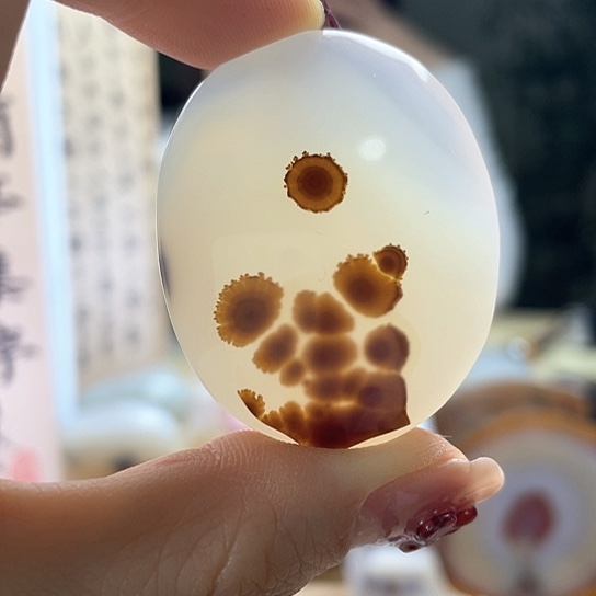 玛瑙/玉髓颈饰未镶嵌