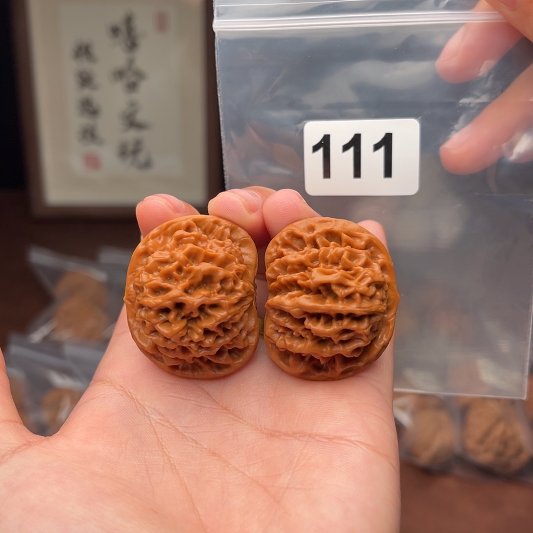 吊坠文玩核桃秦闷38