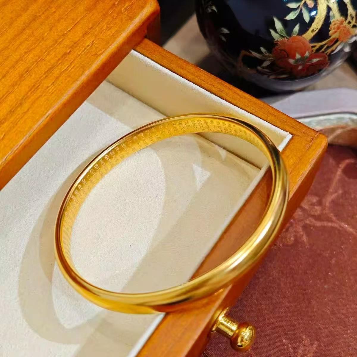 【金缘康总补贴专场】宽面莲花心经泥鳅背轮胎手镯SY345