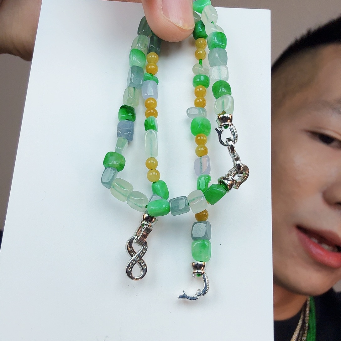 翡翠未镶嵌颈饰多样性发货只发一件