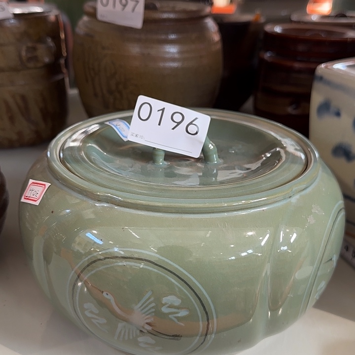 主人杯茶具青瓷水指