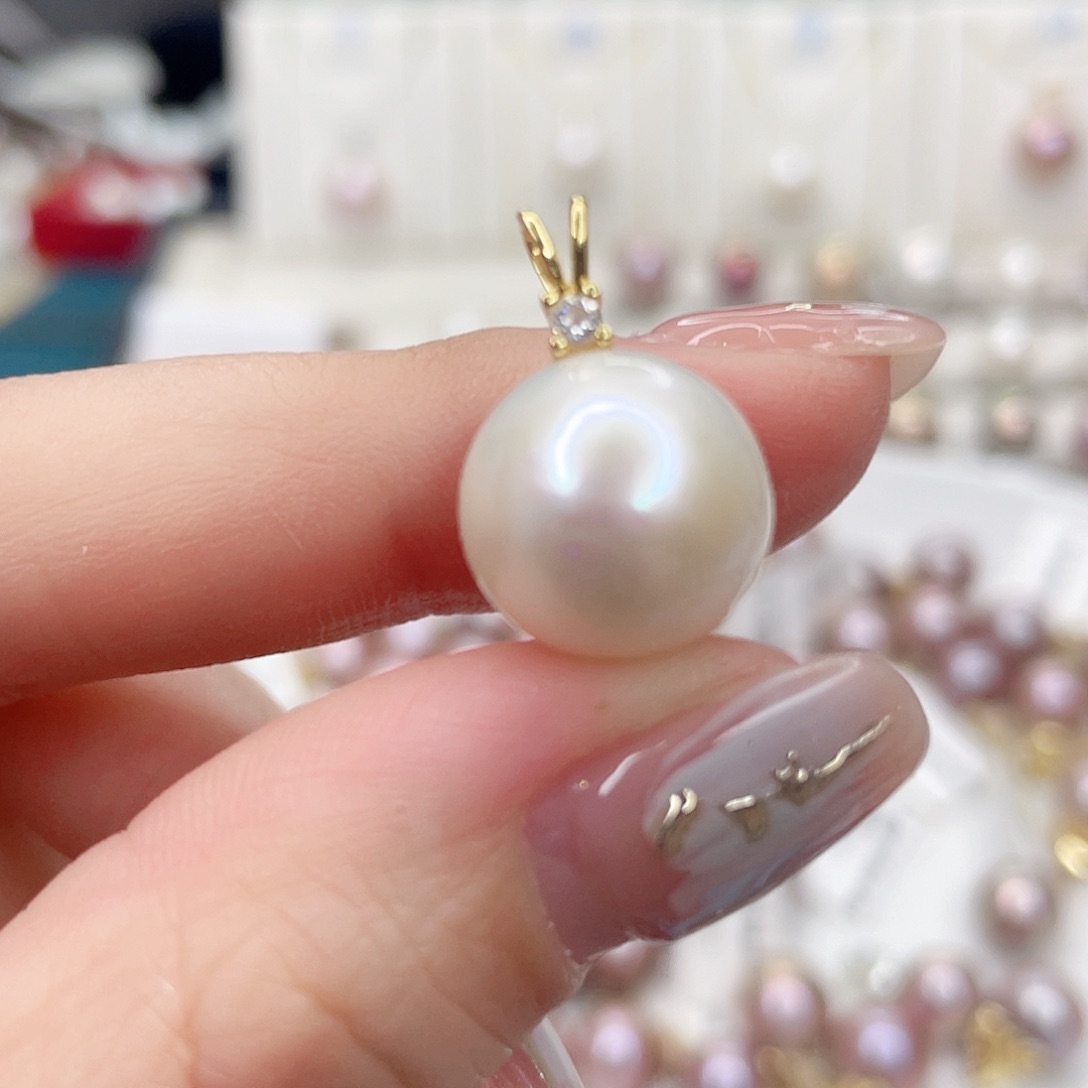 淡水珍珠未镶嵌吊坠(赠链)