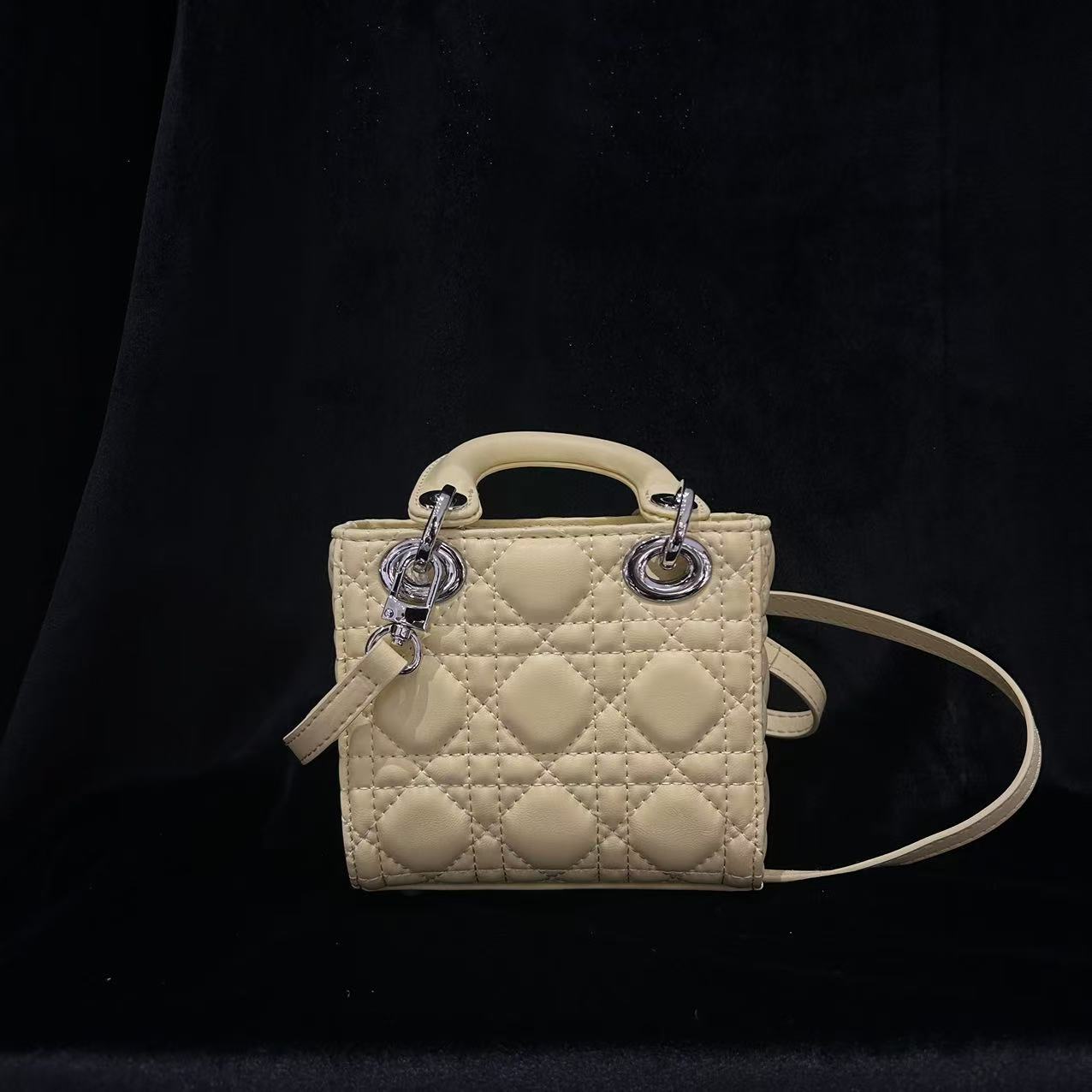 COCO 新款高端定制时尚女包 迷你三格手提 黄色14cm 80092