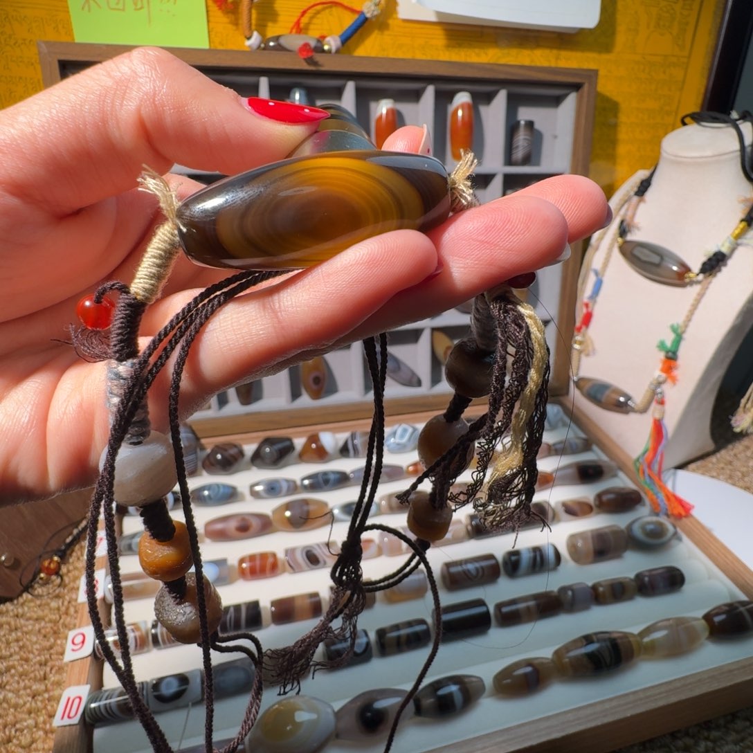 玛瑙/玉髓合金颈饰