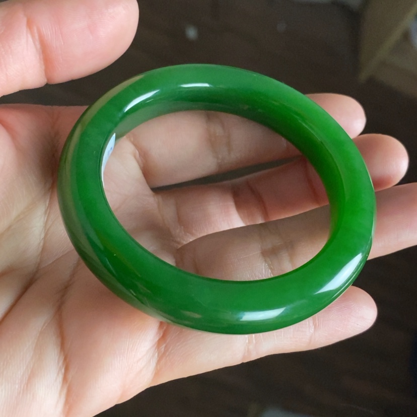 【闪购商品】未镶嵌手镯和田玉（碧玉）