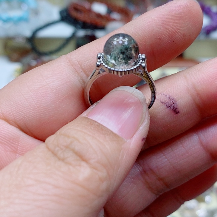 未镶嵌颈饰水晶水晶