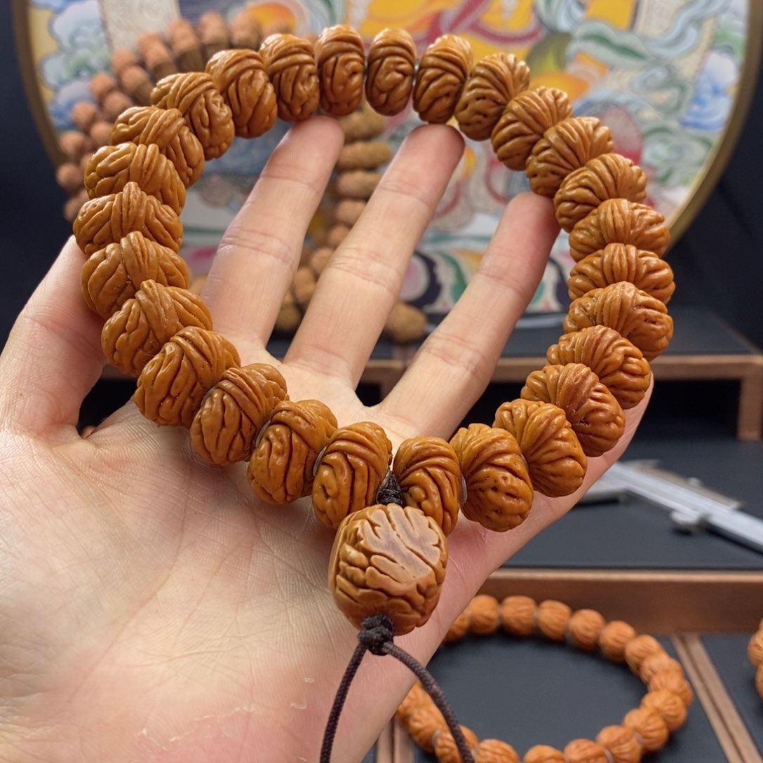 桃核手串红***杯龙纹桃核大肠