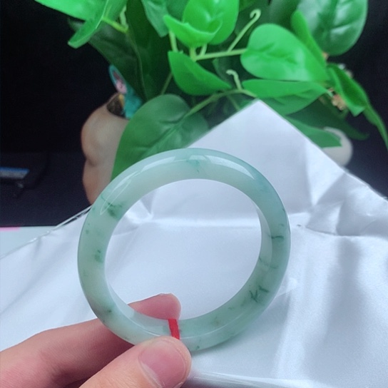 翡翠手镯未镶嵌正圈005