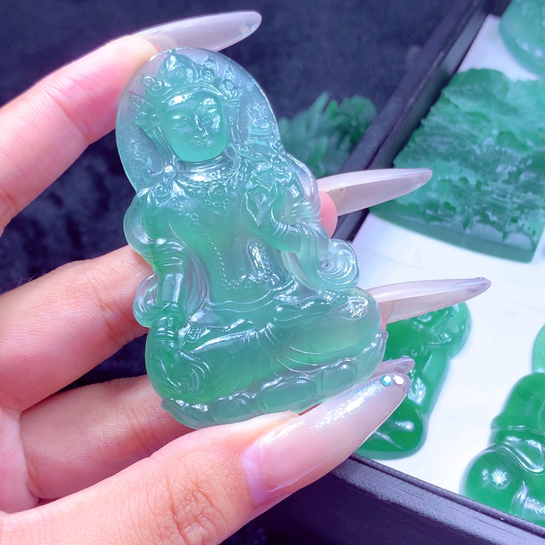 梗***舍定制翡翠未镶嵌天然缅甸翡翠A货毛货挂件