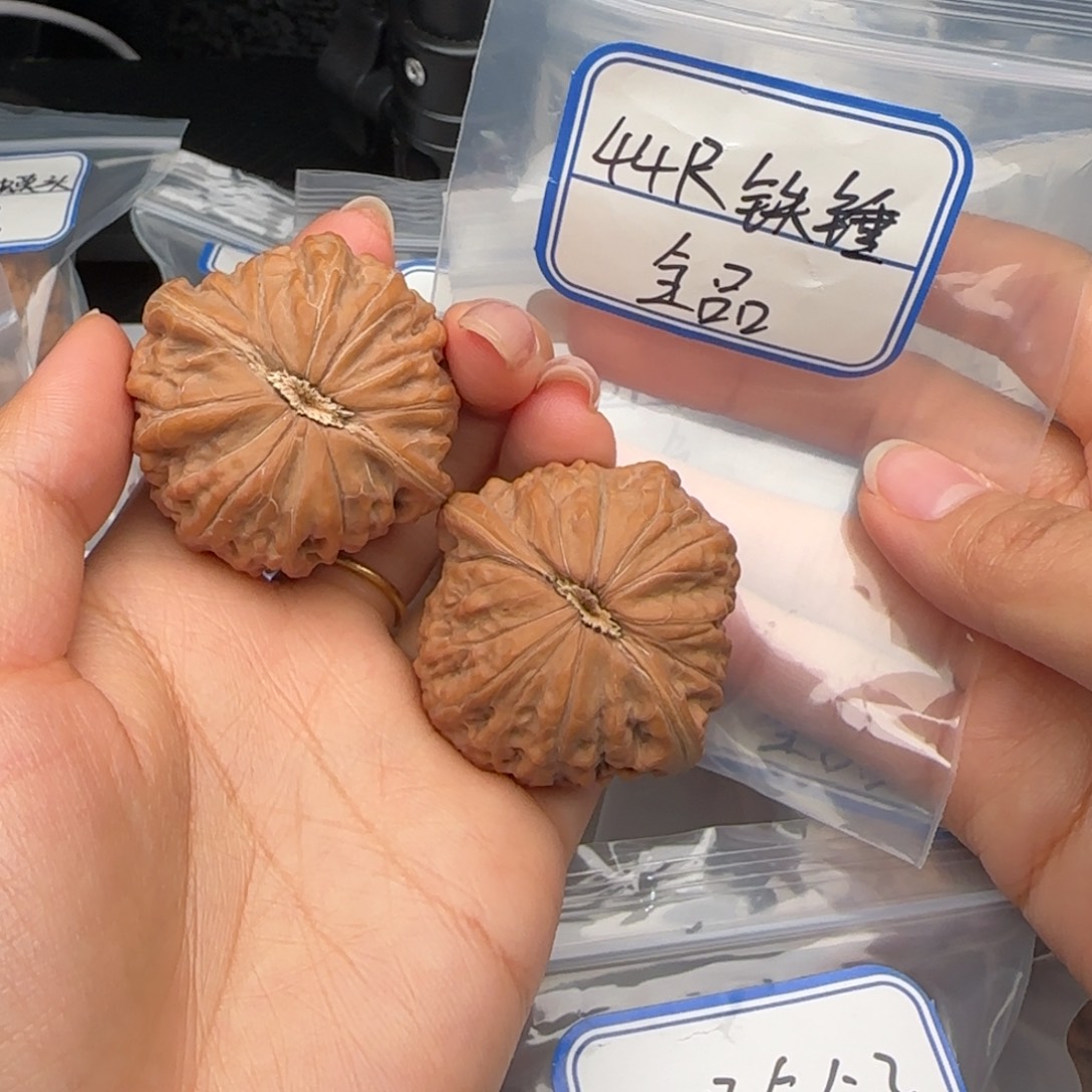 文玩核桃吊坠44全品铁锤