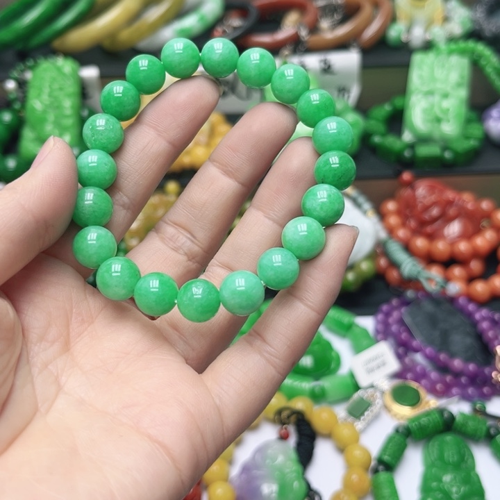 翡翠未镶嵌颈饰手串71