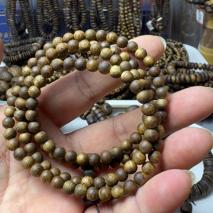 沉香手串乌身手串7克加