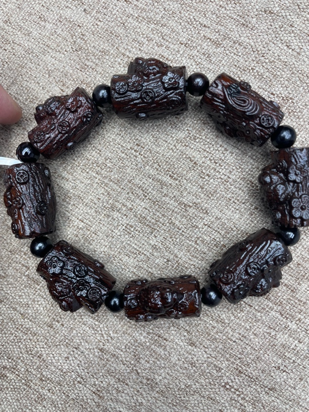 沉香木串文玩老料 109号