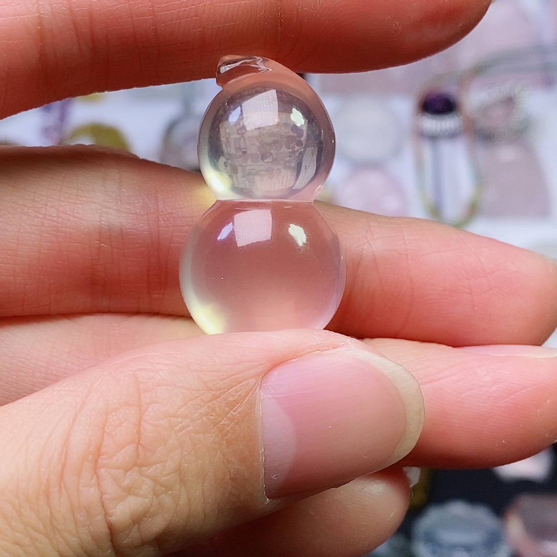 水晶吊坠(赠链)未镶嵌