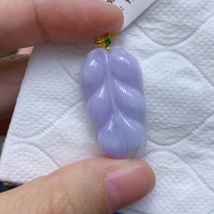 颈饰18K金镶嵌翡翠