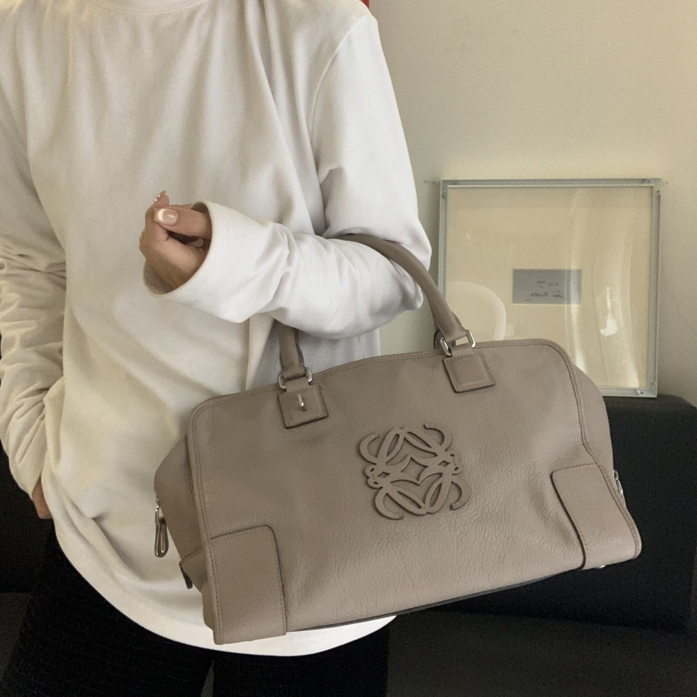 95新 LOEWE/罗意威 0大象灰全皮亚马逊手提包