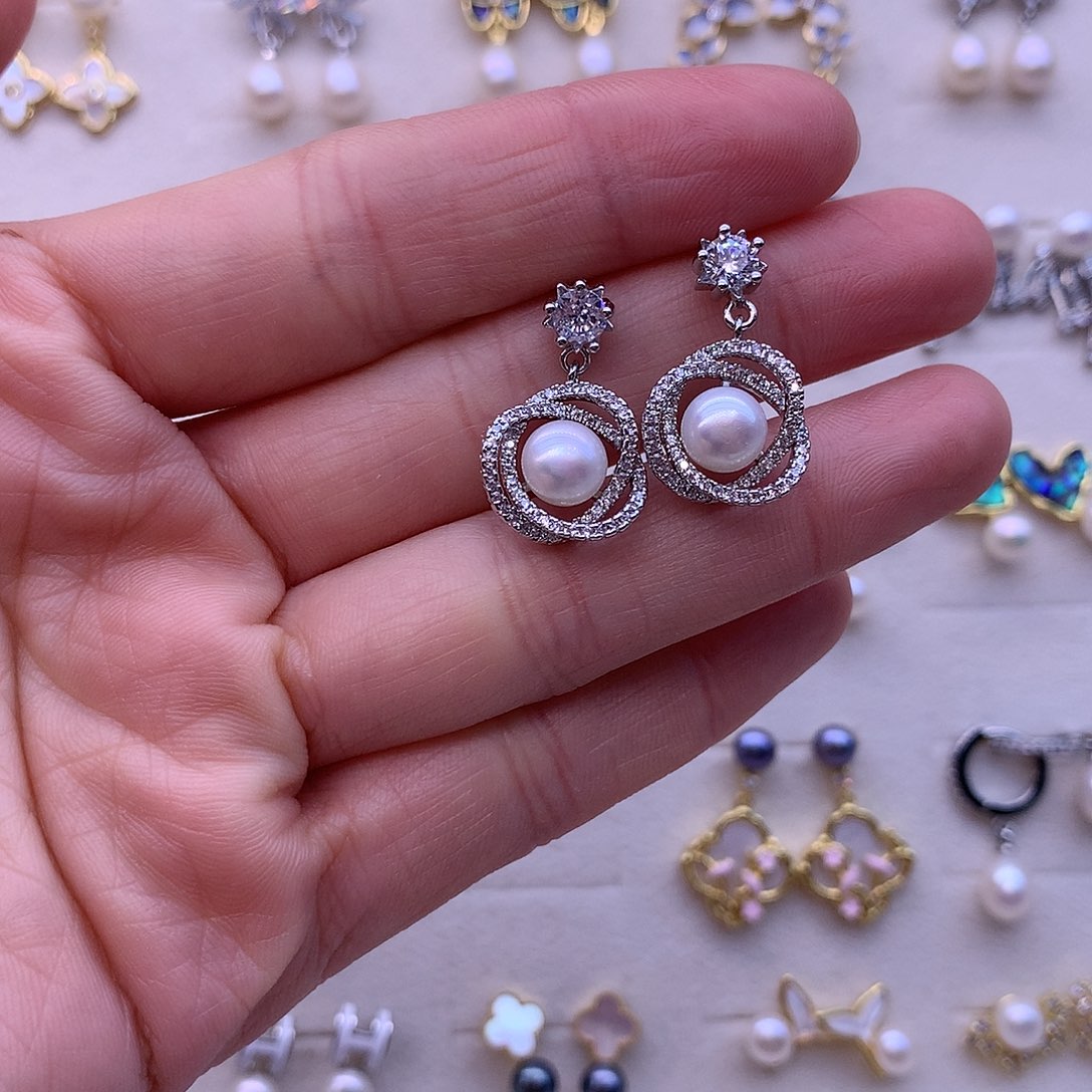 淡水珍珠耳饰合金