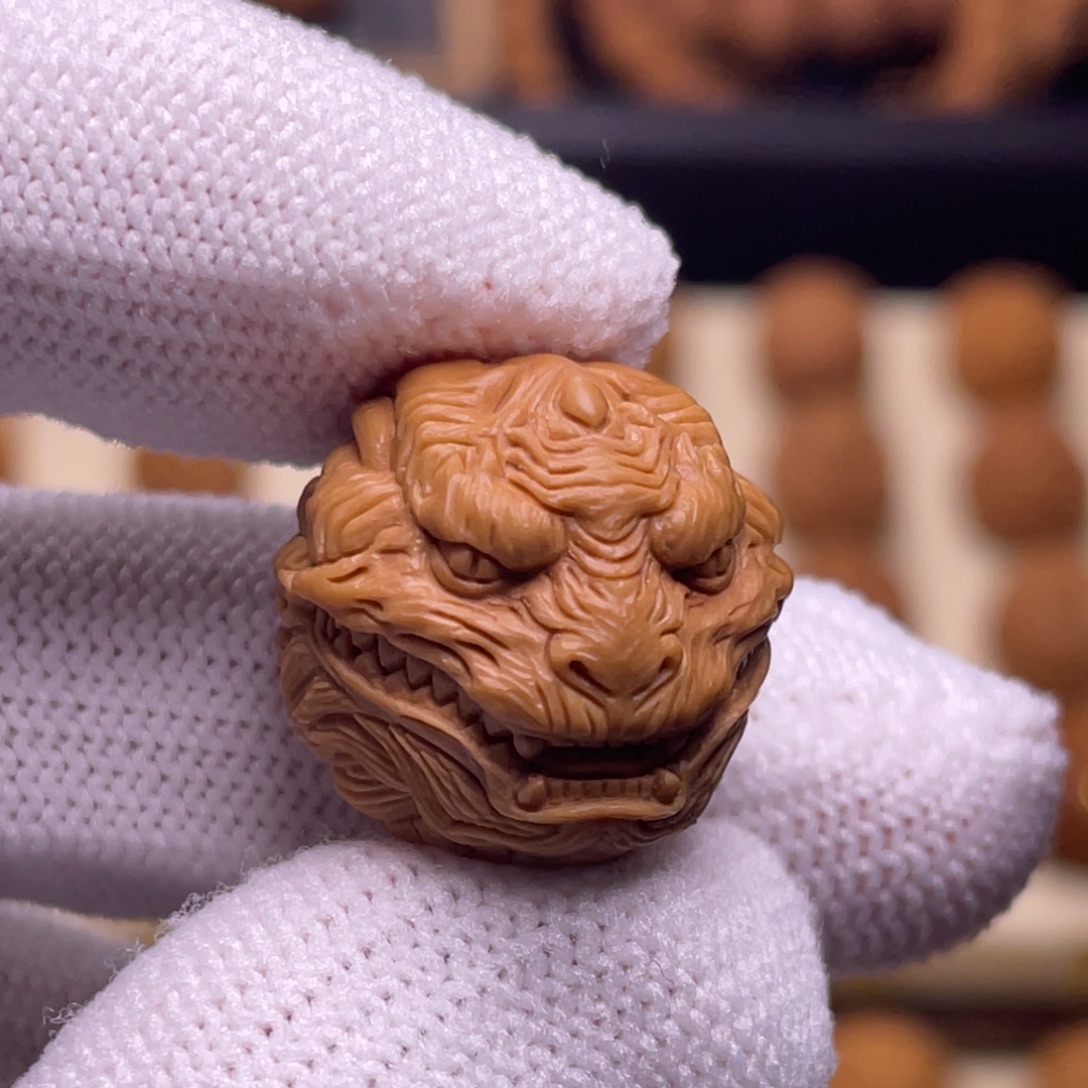 吊坠猴头核桃龙珠18.8