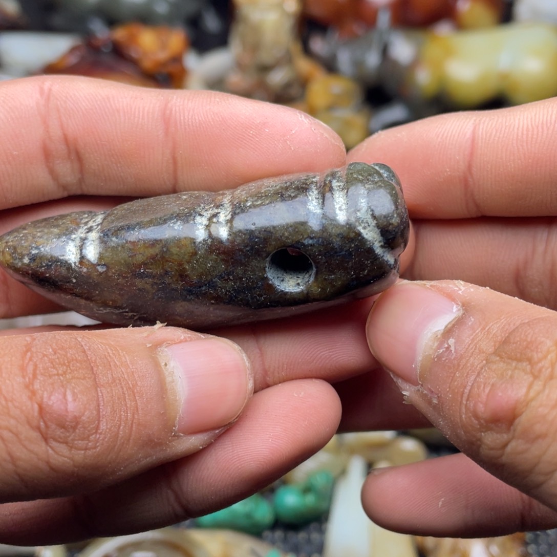 和田玉（糖玉）未镶嵌挂件