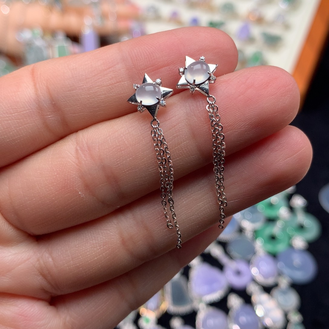 18K金镶嵌翡翠耳饰蛋面耳坠