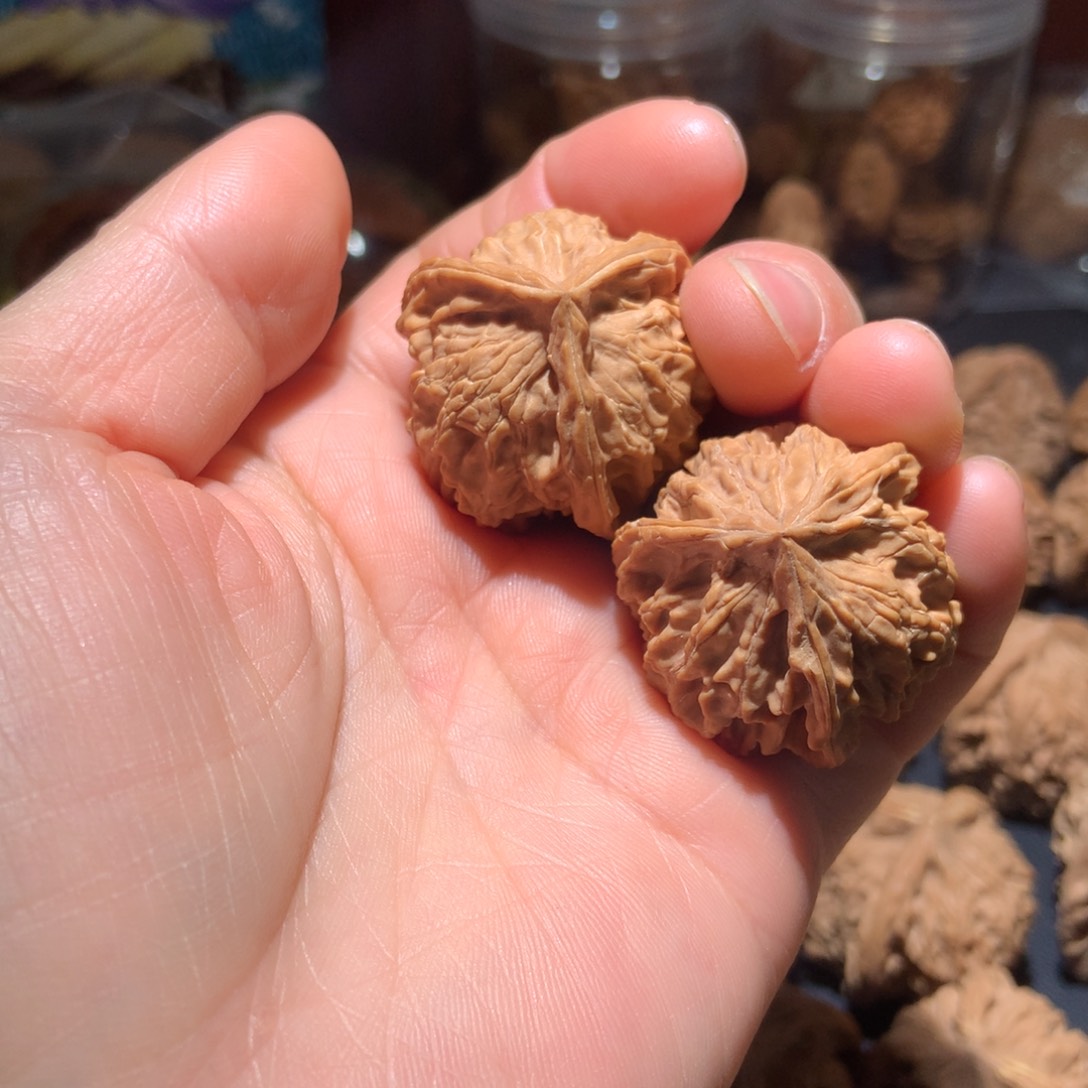 文玩核桃把件卍****卍文玩核桃