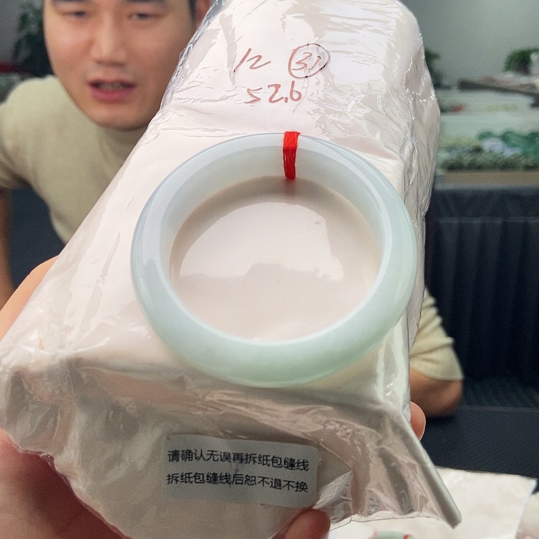 翡翠未镶嵌手镯拍一发一