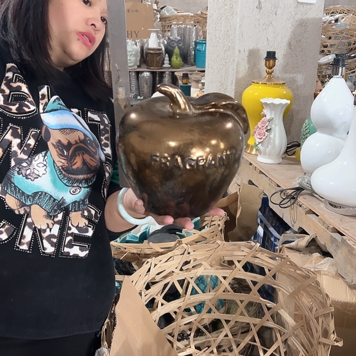 瓶高度21厘米宽度21厘米微瑕捡漏