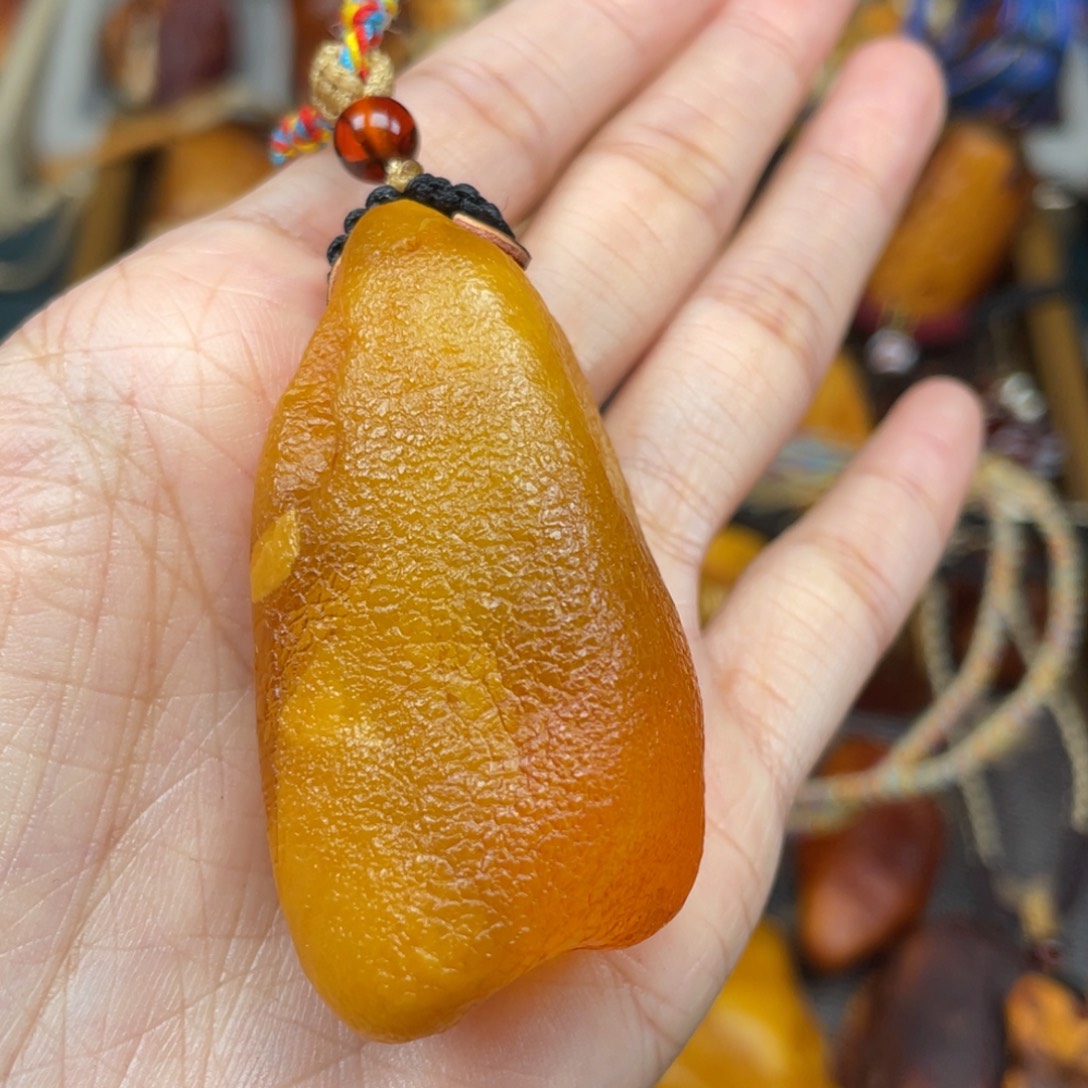 琥珀未镶嵌珠宝奇石