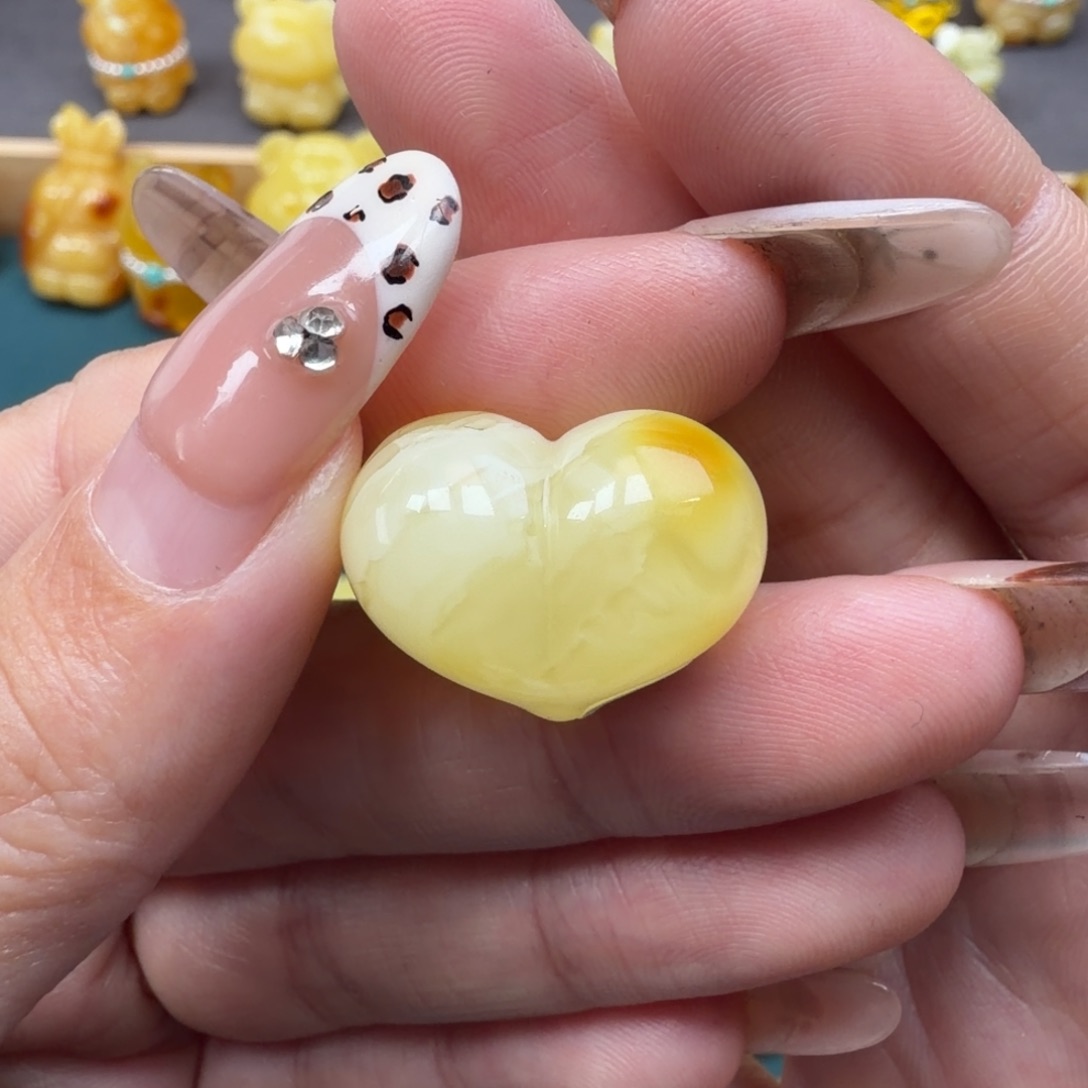 琥珀未镶嵌裸石蜜蜡