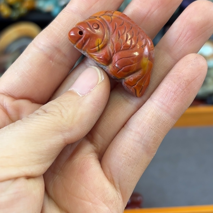 她***回玛瑙/玉髓未镶嵌颈饰