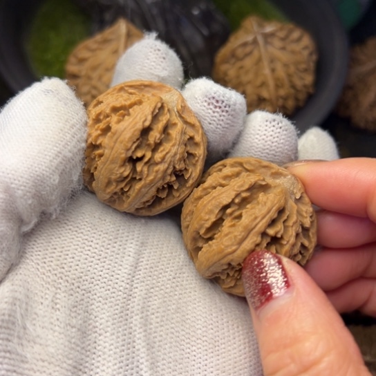 王***毅吊坠文玩核桃秦岭核桃13