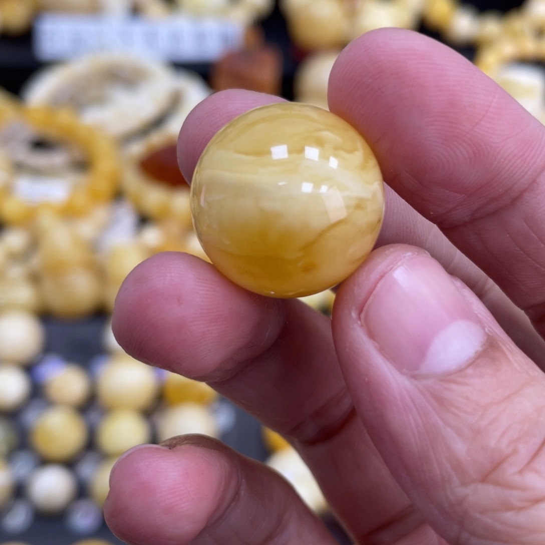 琥珀珠宝奇石未镶嵌19.9mm微瑕疵
