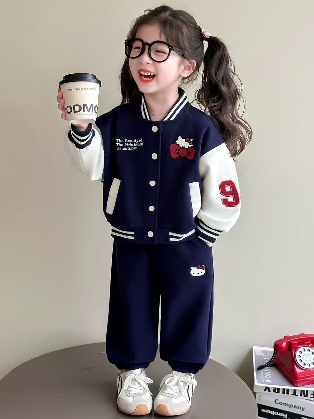 2025新款卡通风常规套头单排扣秋季女套装休闲秋款女童外套