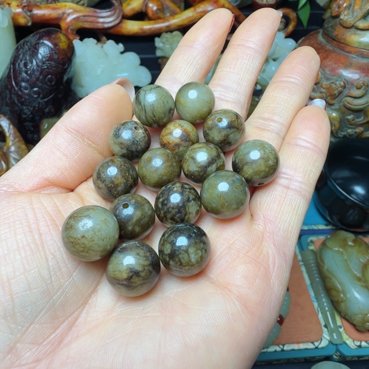 和田玉珠子未镶嵌逝**子