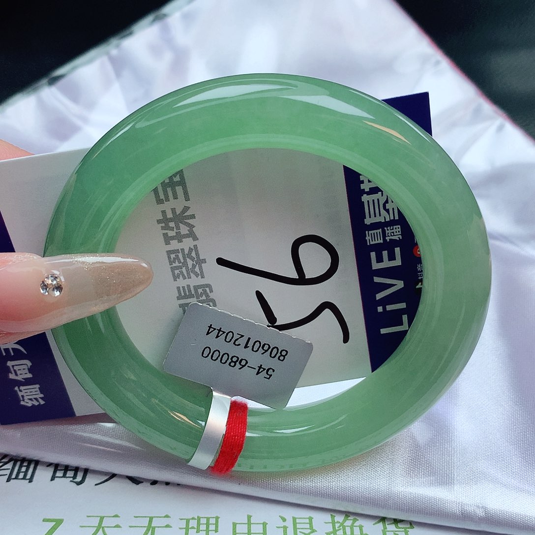 翡翠手镯未镶嵌缅甸天然a货翡翠手镯