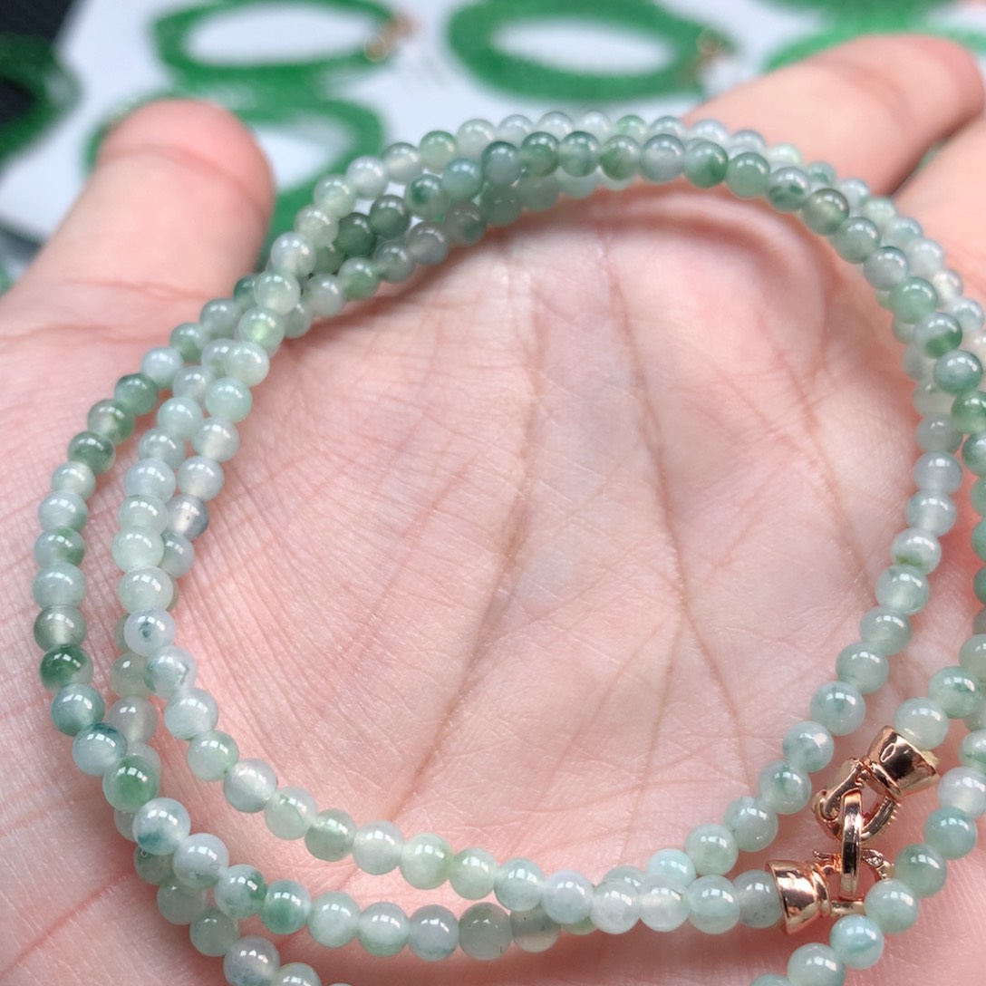 翡翠手链未镶嵌翡翠