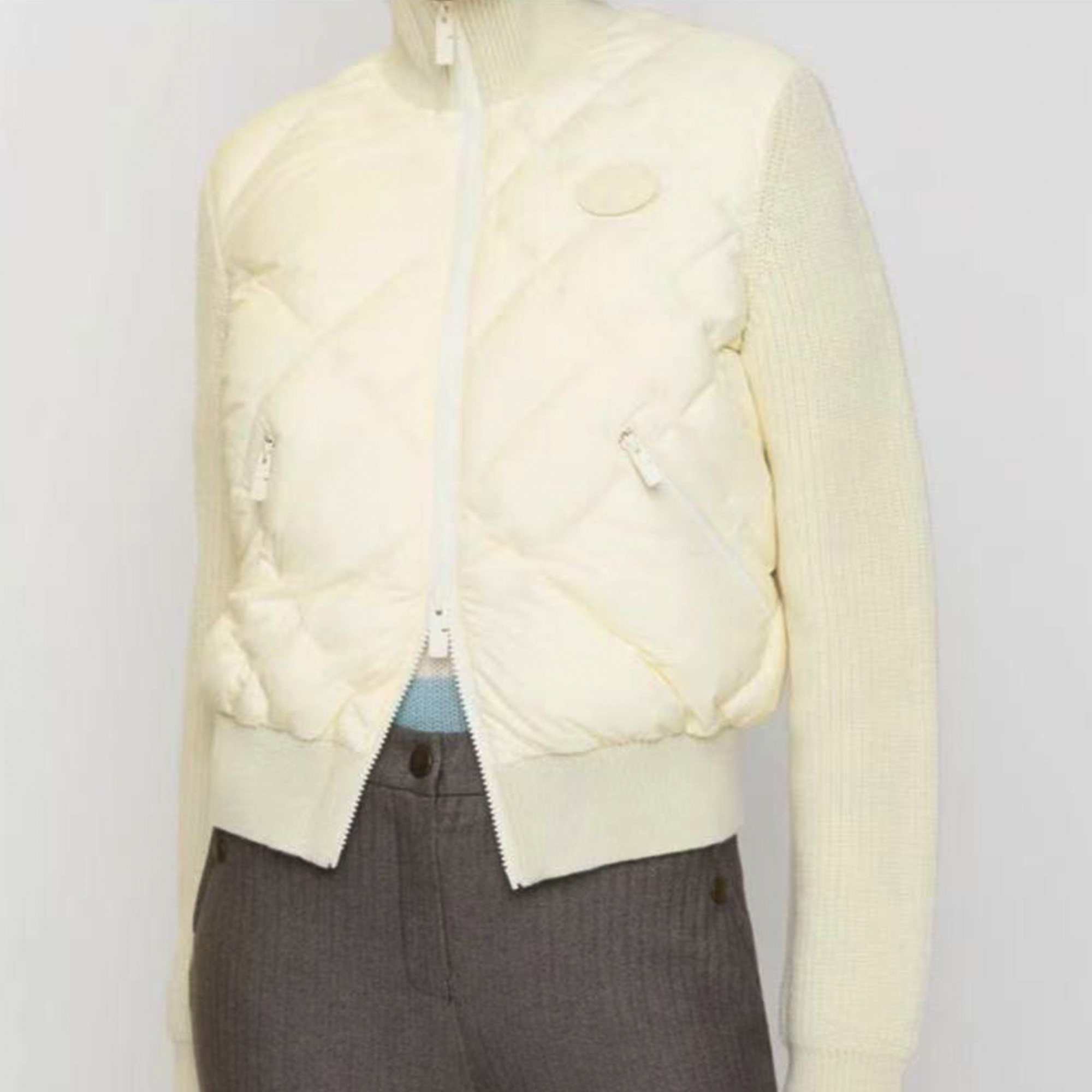 未使用 BURBERRY/博柏利 徽标长袖羽绒服