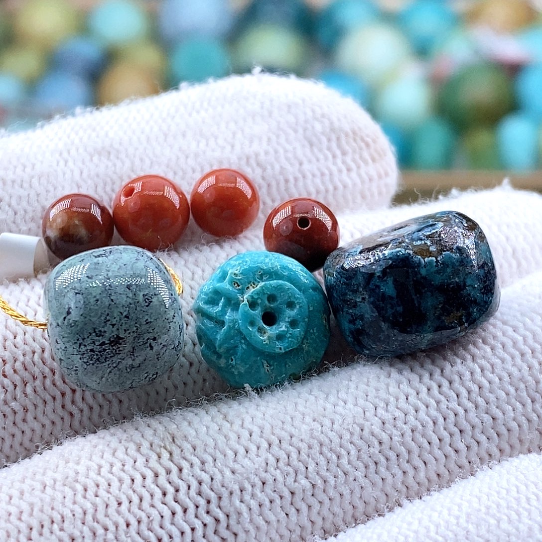 南红玛瑙未镶嵌珠宝奇石