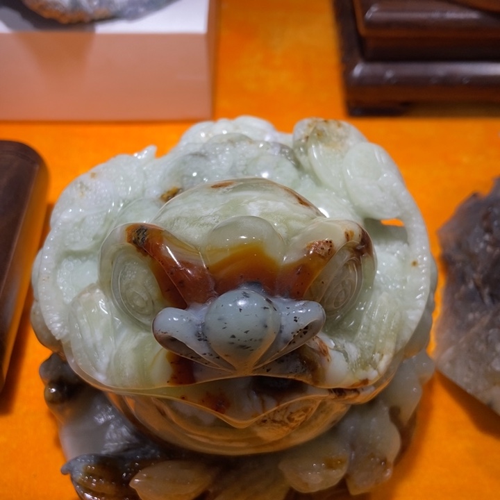 蛇纹石玉摆件合金