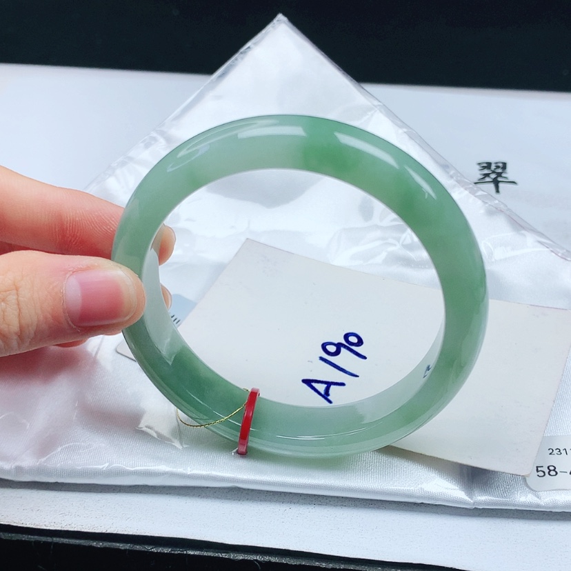 【闪购商品】翡翠手镯未镶嵌天然缅甸a货手镯58