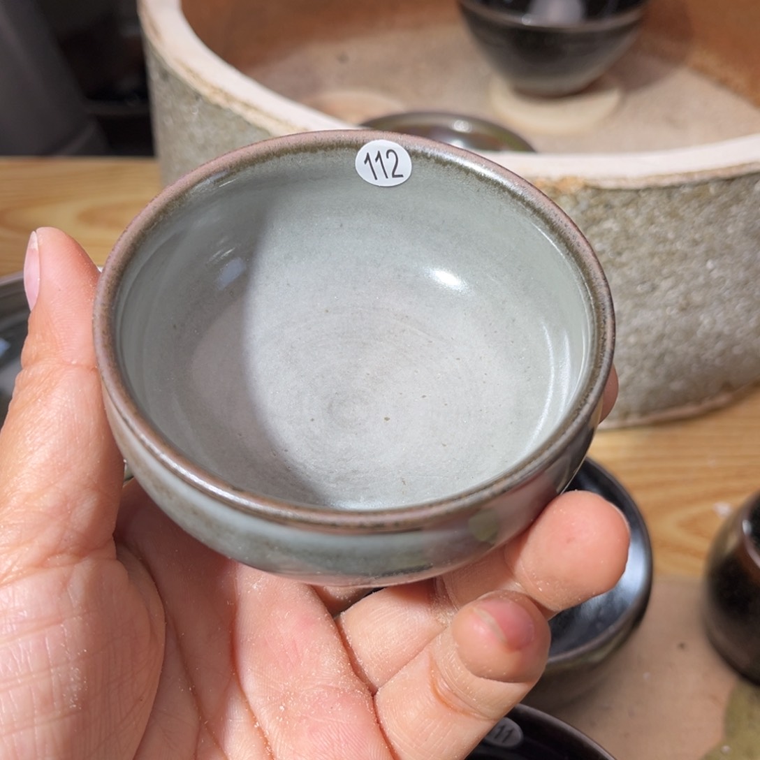 茶盏义兴龙窑坚持真柴烧