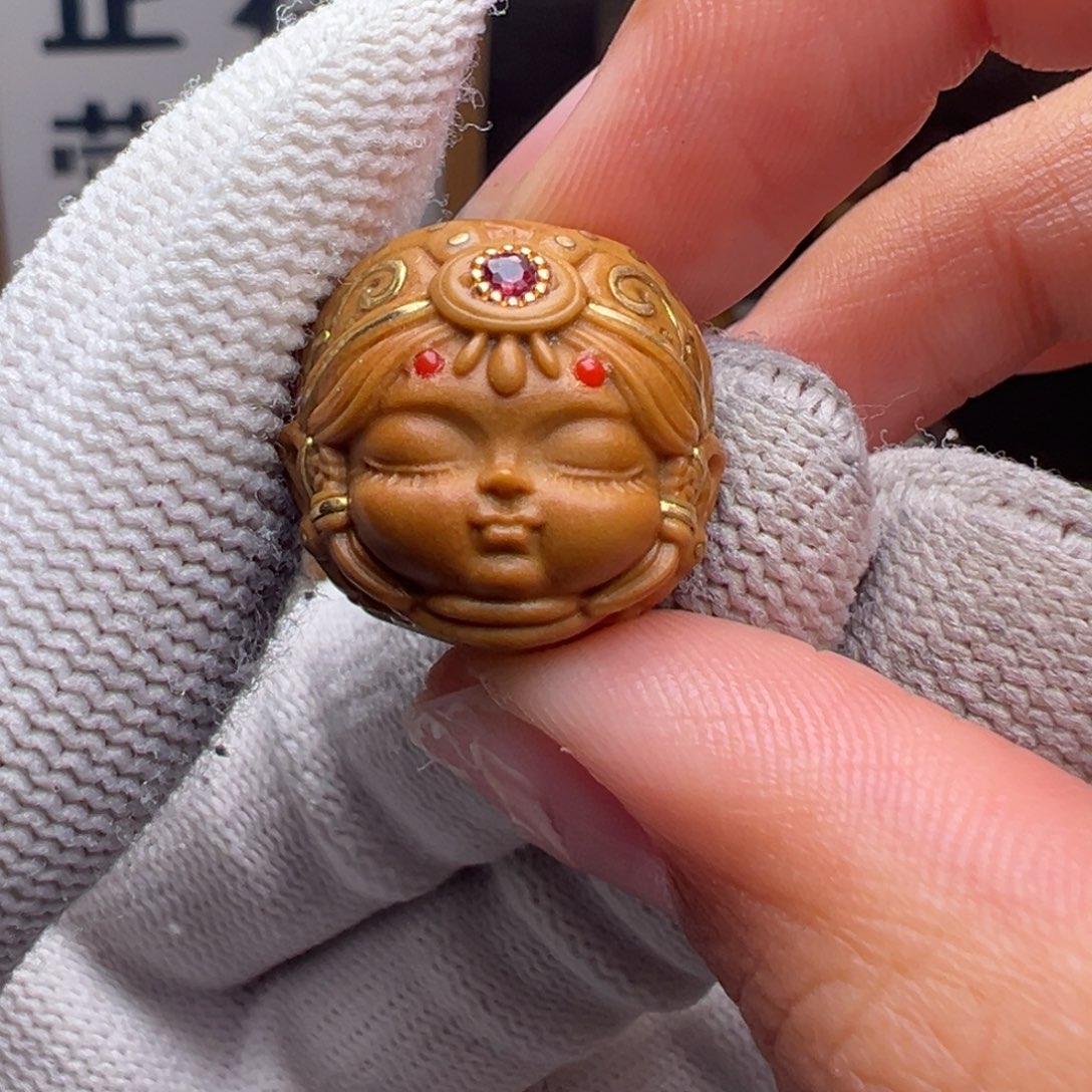 文玩核桃把件镶嵌款扎基拉姆18左右尺寸全品有正常封口线